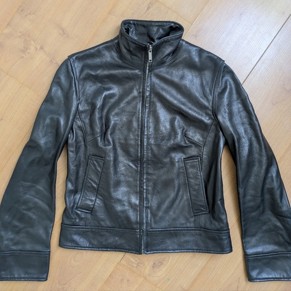 Vintage Banana Republic Classic Black Leather Moto Jacket - Picture 7 of 16
